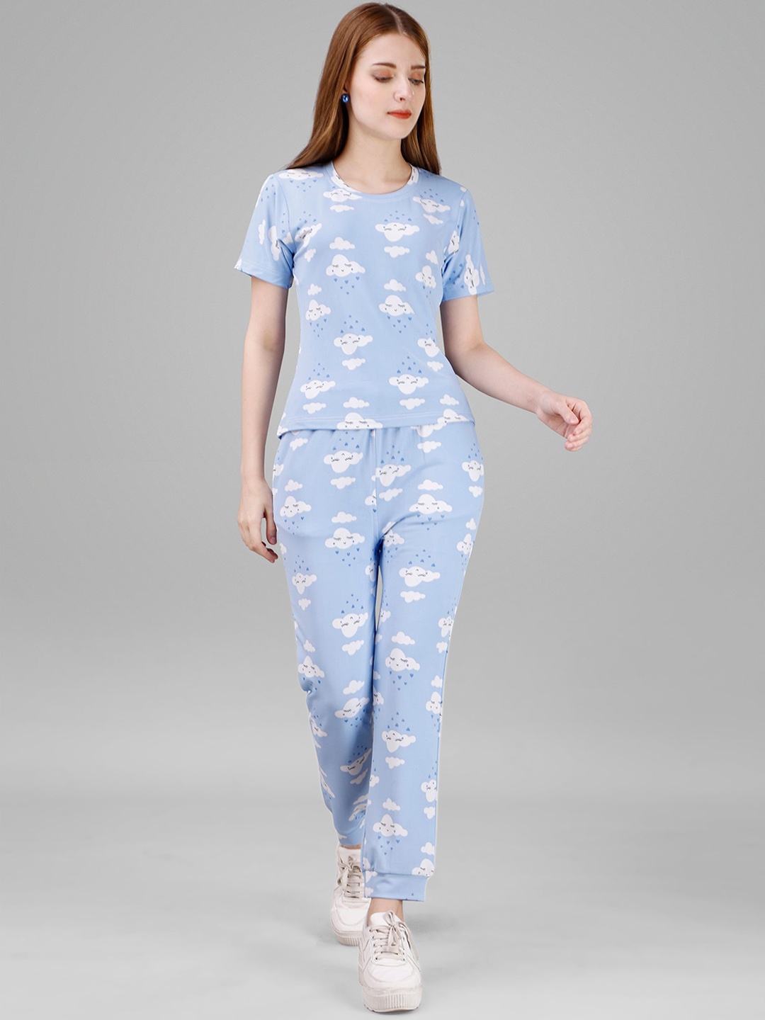 

Vegles Clouds Printed Round Neck T-Shirt With Joggers, Blue