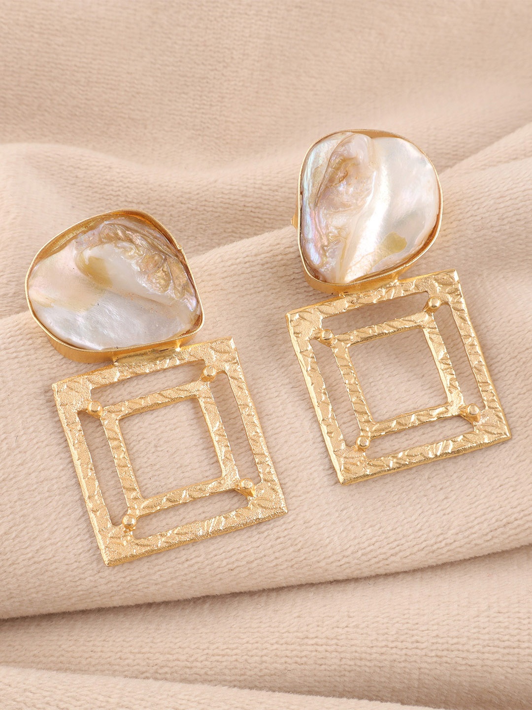 

Ozanoo Baroque Gold Plated Mother of Pearl Studded Contemporary Drop Earrings
