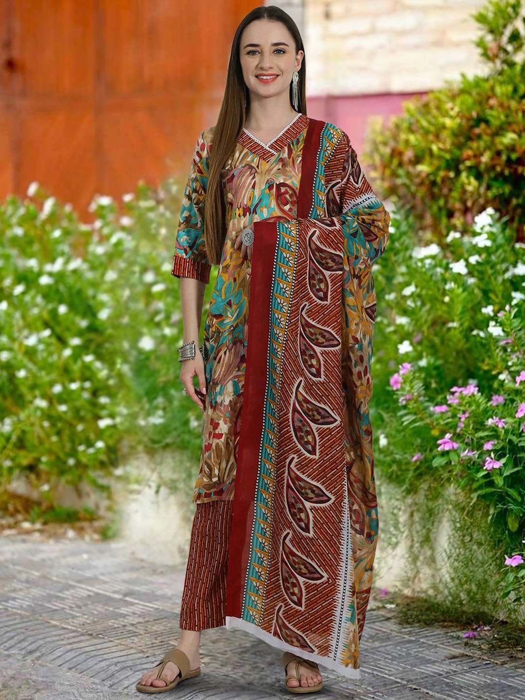 

Moda Rapido Women Ethnic Motifs Printed Regular Pure Cotton Kurta with Trousers & With Dupatta, Maroon