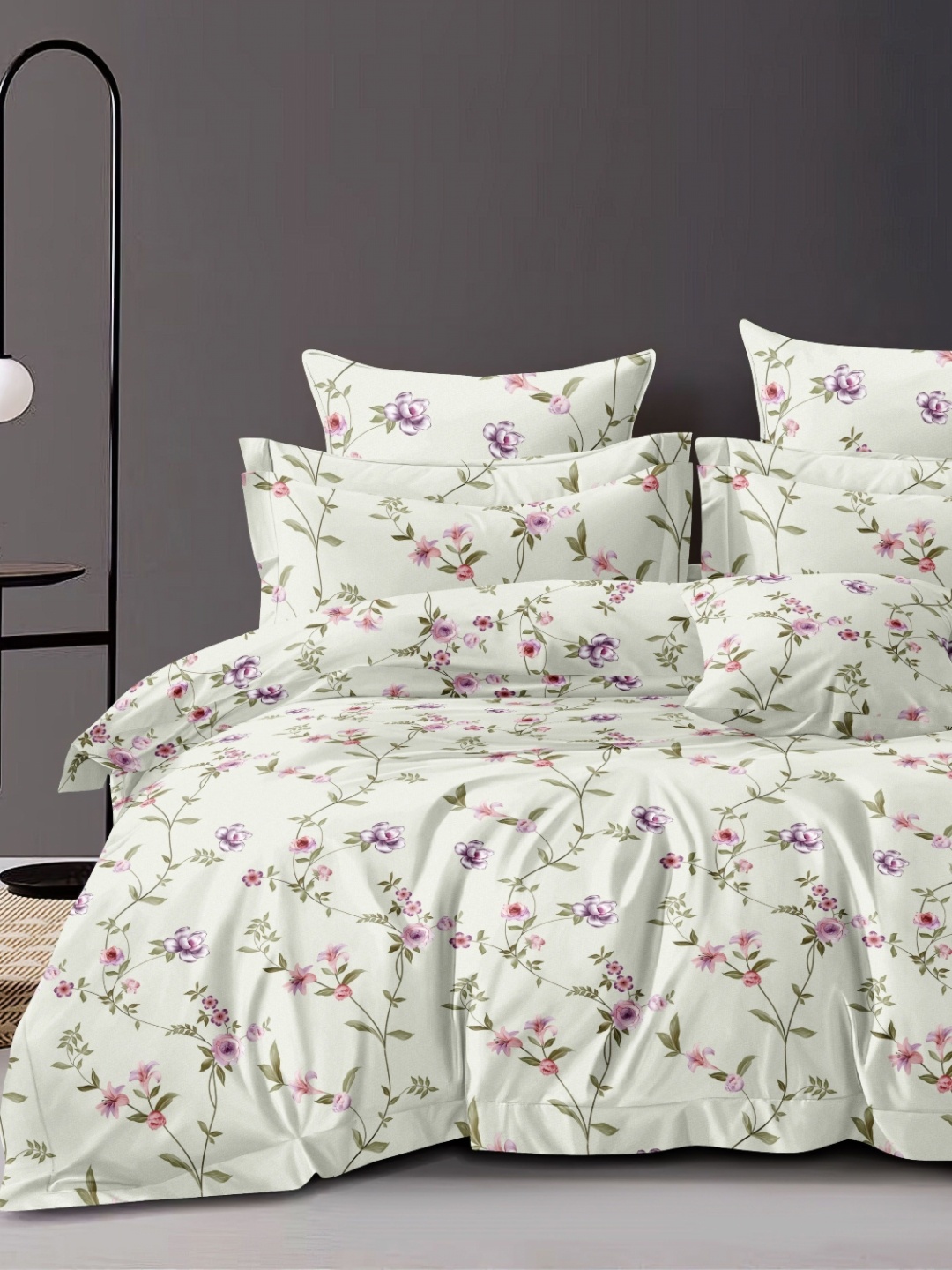 

Ariana Green & Pink Floral 140 TC King Bedsheet with 2 Pillow Covers