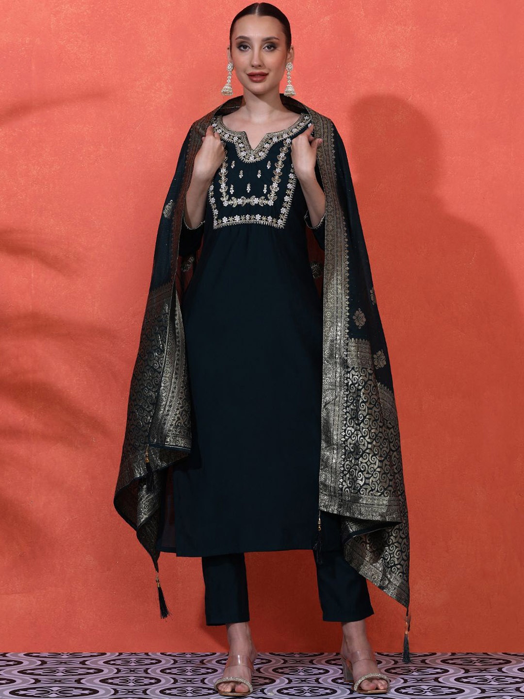 

Sangria Women Embroidered Straight Kurta With Trousers & Dupatta, Teal