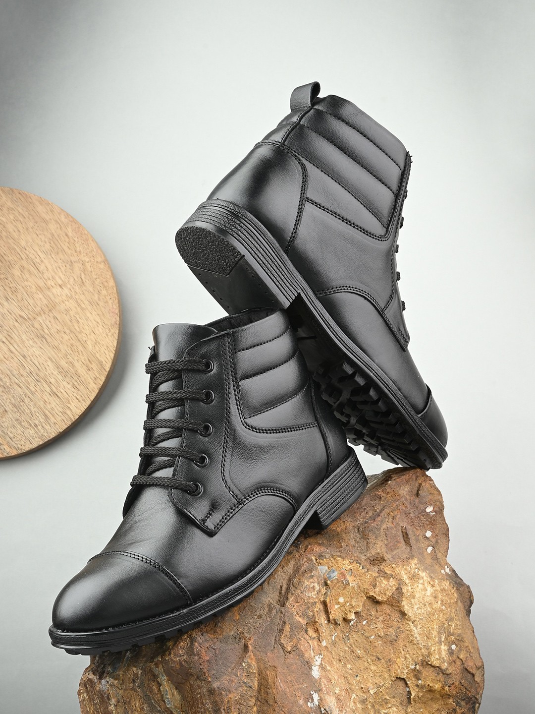 

The Roadster Lifestyle Co Men Block Heeled Lace Up Boots, Black