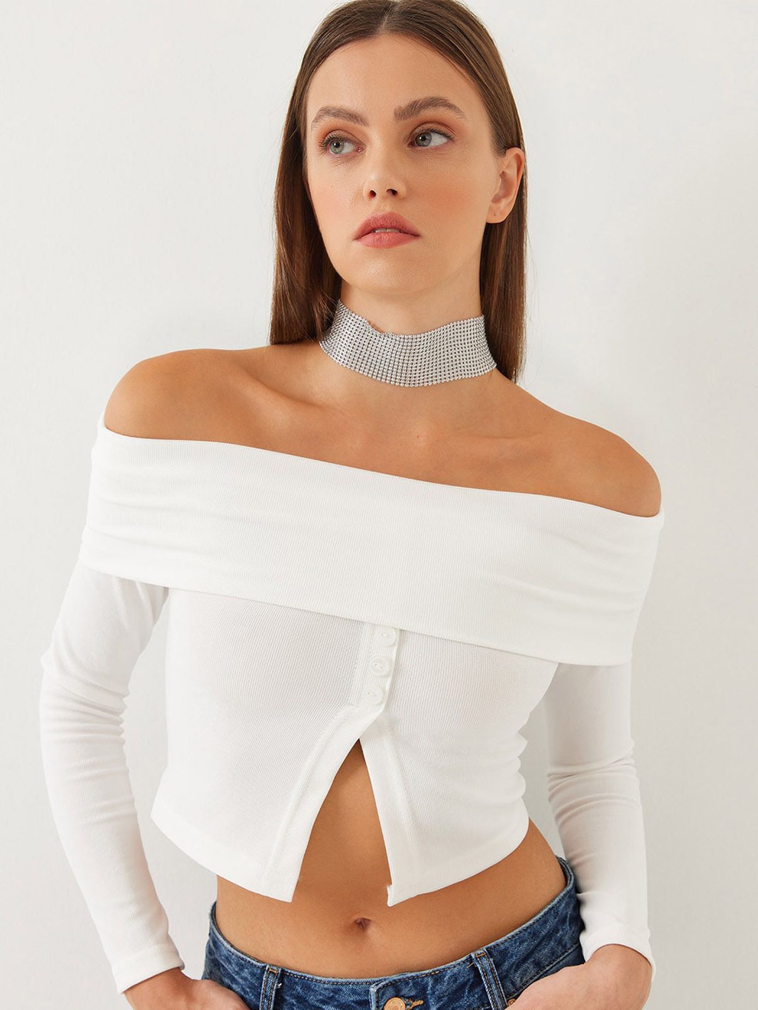 

BIANCO LUCCI Off-Shoulder Bardot Crop Top, Na