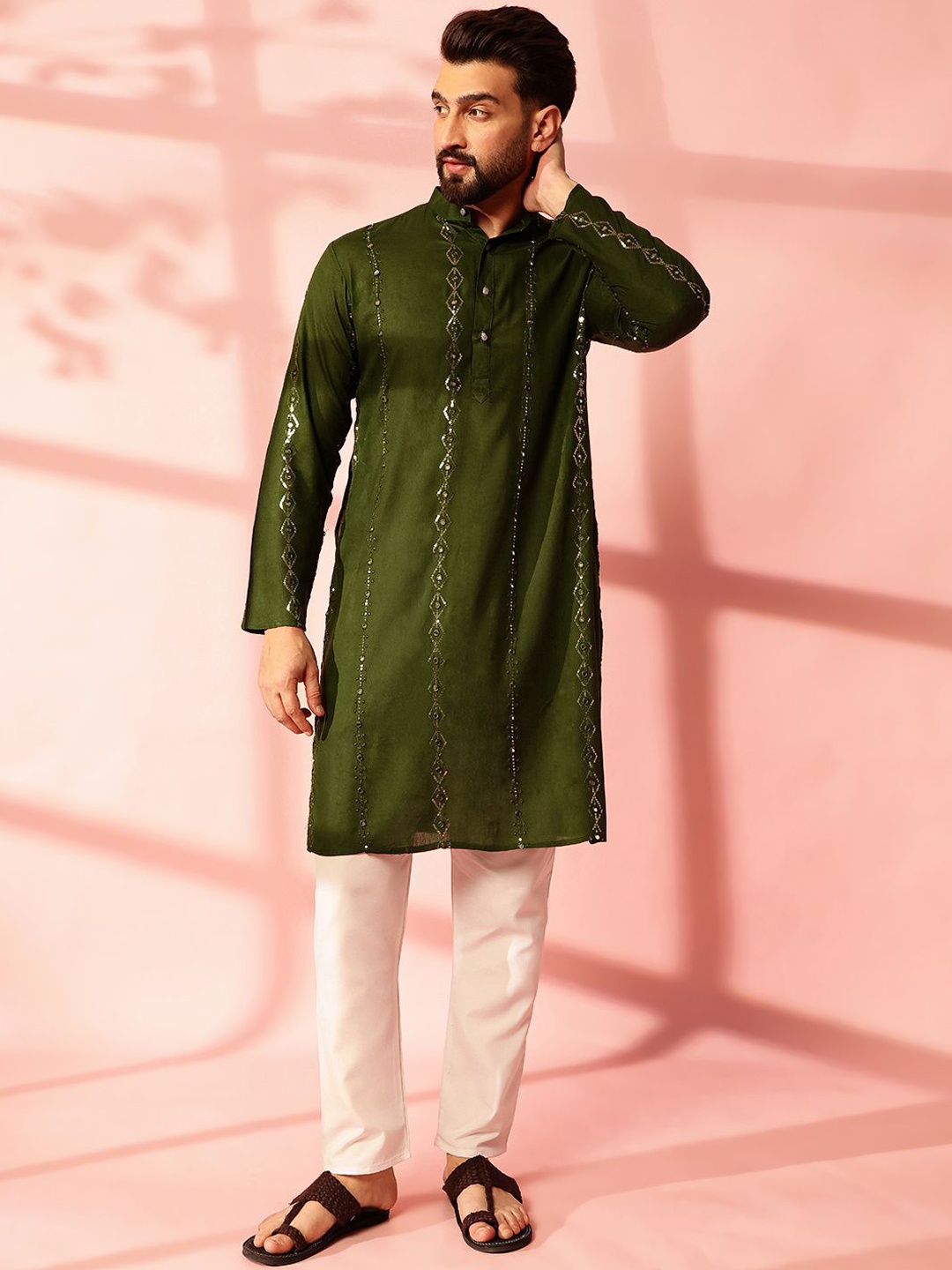 

Anouk Men Embroidered Regular Mirror Work Pure Cotton Kurta with Pyjamas, Green