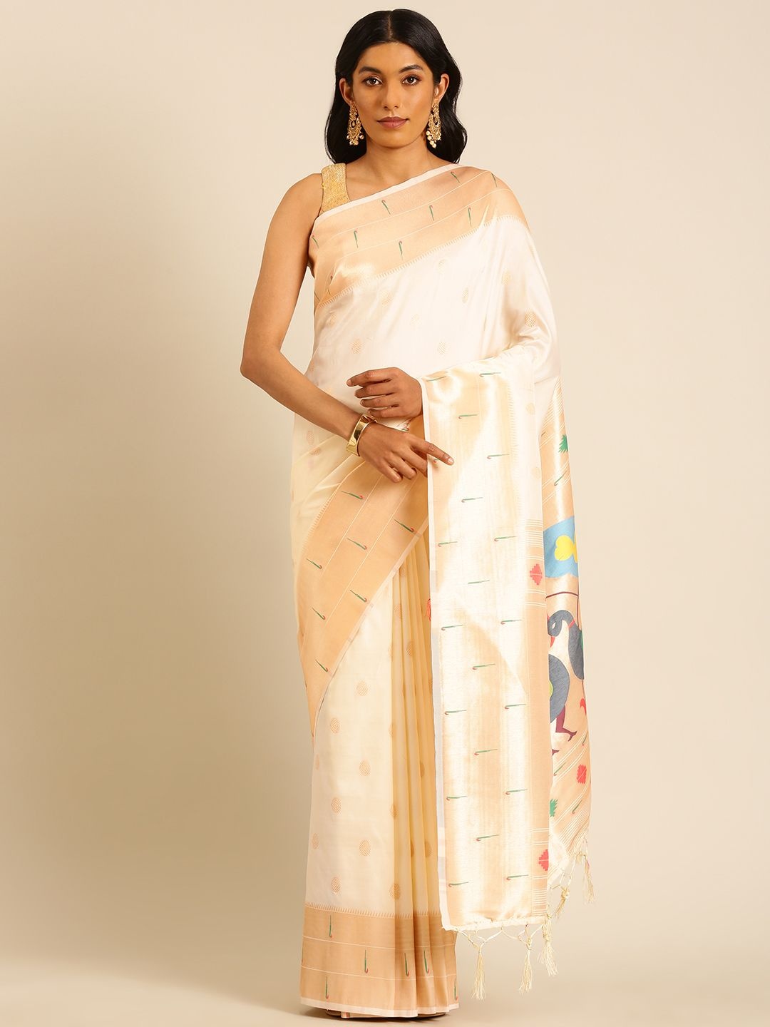 

DIVASTRI Woven Design Zari Silk Blend Paithani Saree, White