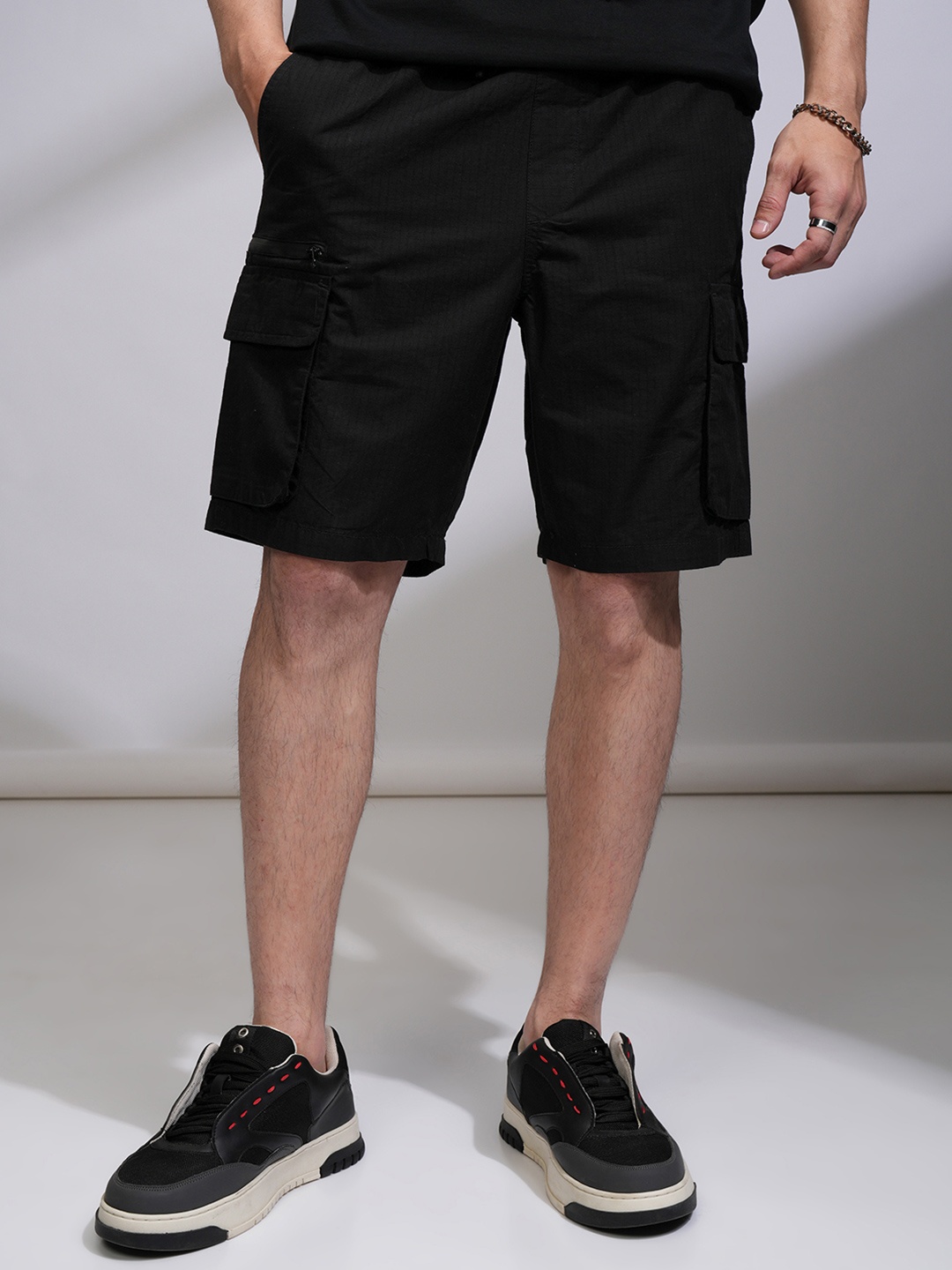 

HIGHLANDER Men Cargo Shorts, Black