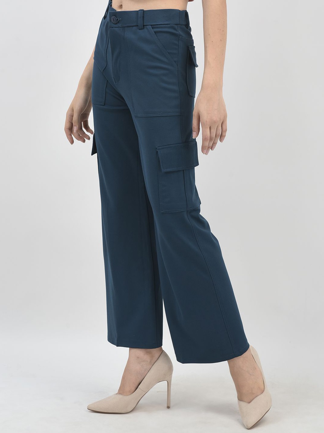 

Chemistry Women High-Rise Cargo Wide leg Trousers, Blue