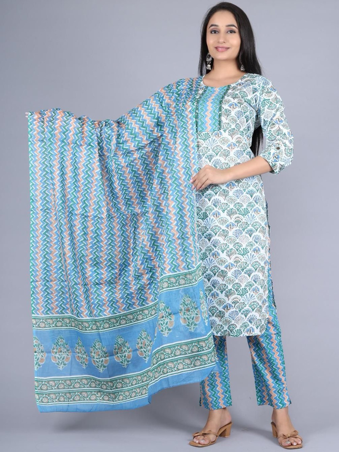 

AADIVAA Women Floral Printed Regular Pure Cotton Kurta with Trousers & With Dupatta, Blue