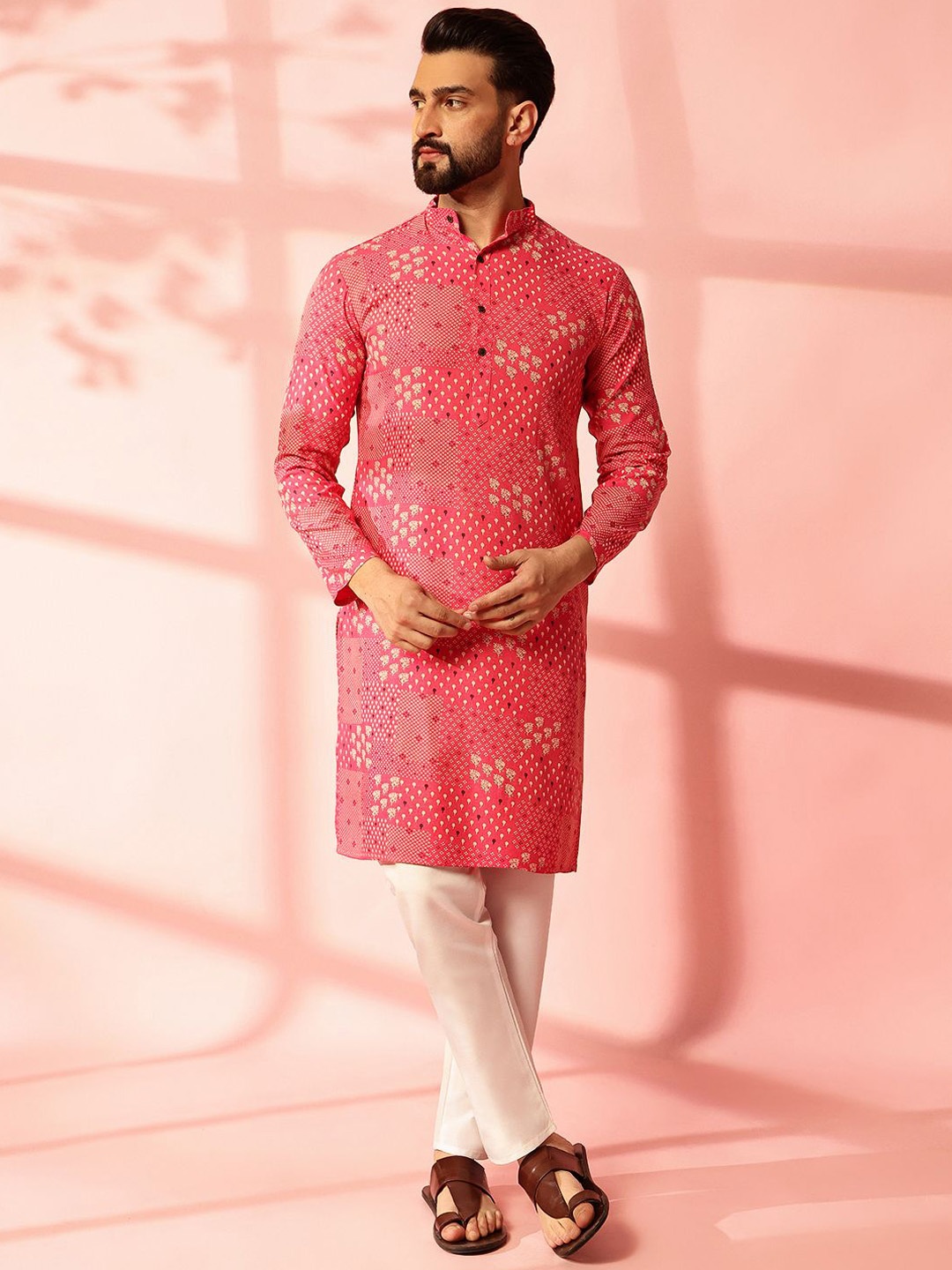 

Anouk Men Bandhani Printed Regular Kurta with Pyjamas, Pink