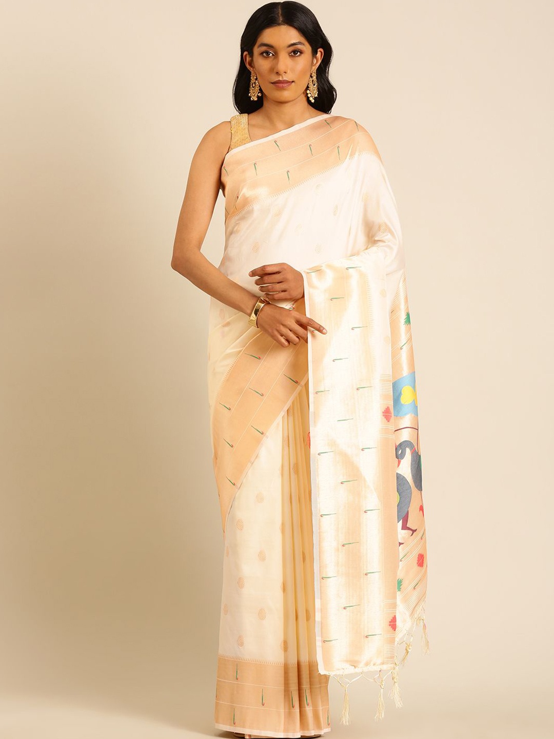 

Panzora Woven Design Zari Silk Blend Paithani Saree, White
