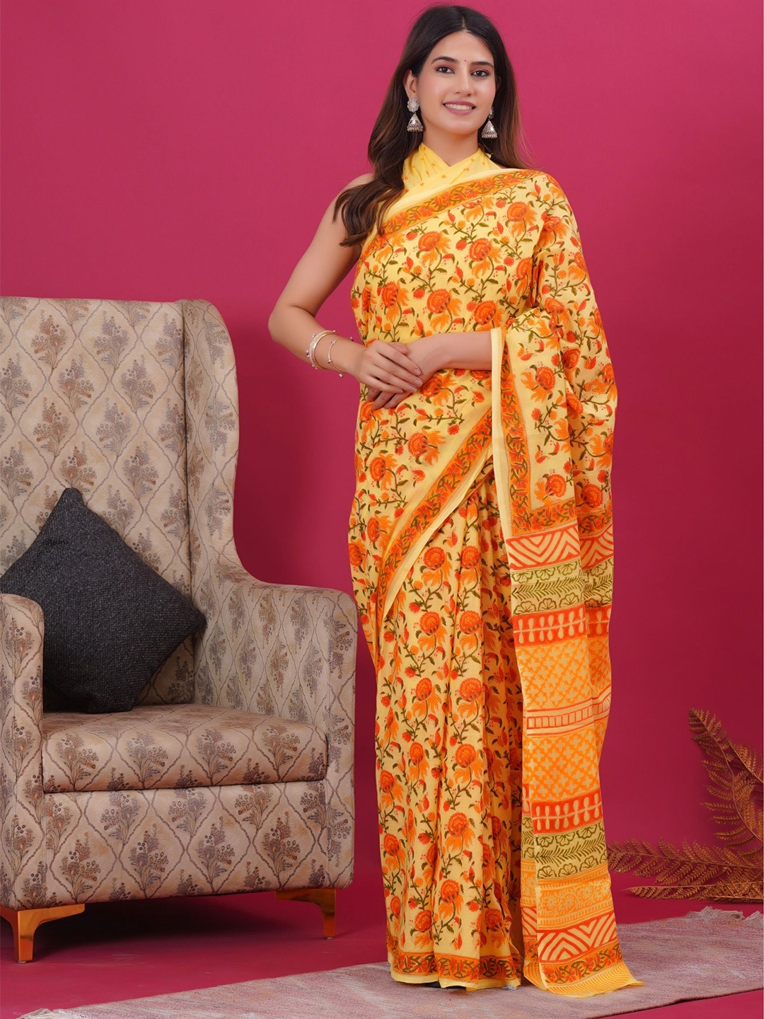 

Shivanya Handicrafts Floral Pure Cotton Block Print Saree, Yellow
