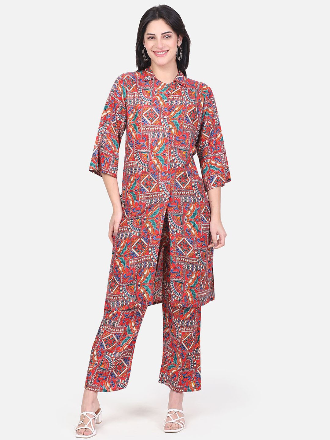 

ROSEMELON Ethnic Motifs Printed Straight Kurta And Trouser, Red