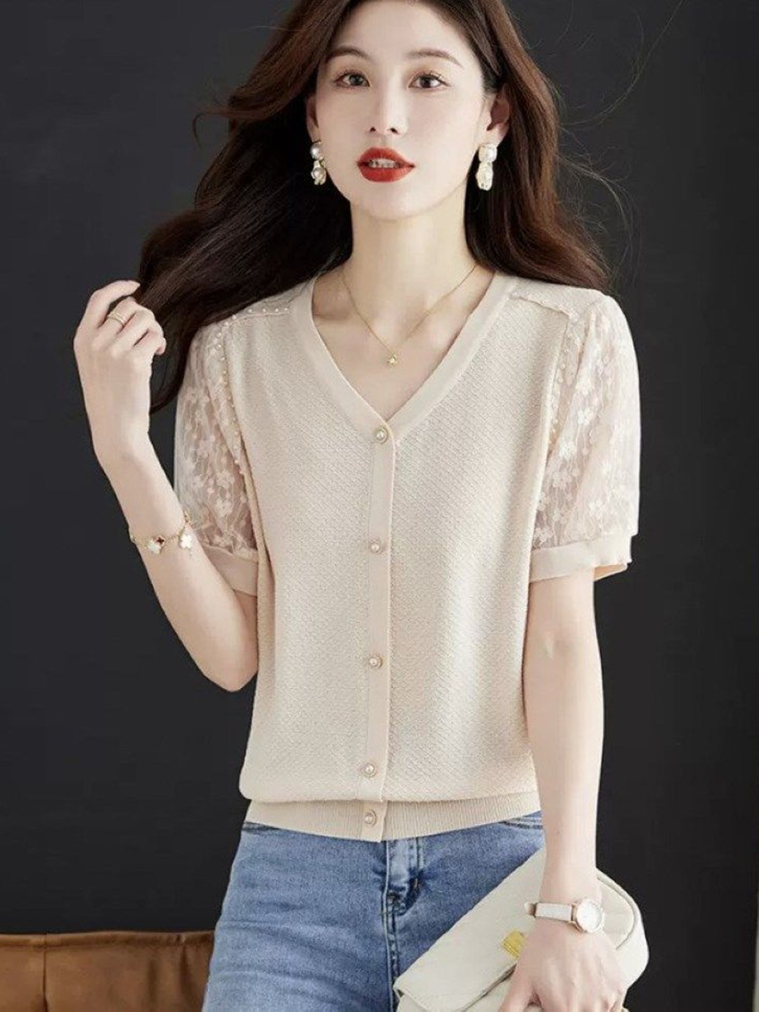 

StyleCast Women V-Neck T-shirt, Beige