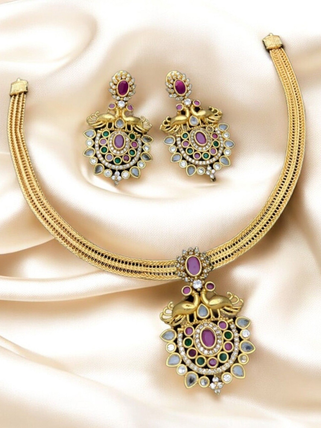 

ROFARWORD Gold-Plated Artificial Stone Studded Traditional Jewellery Set