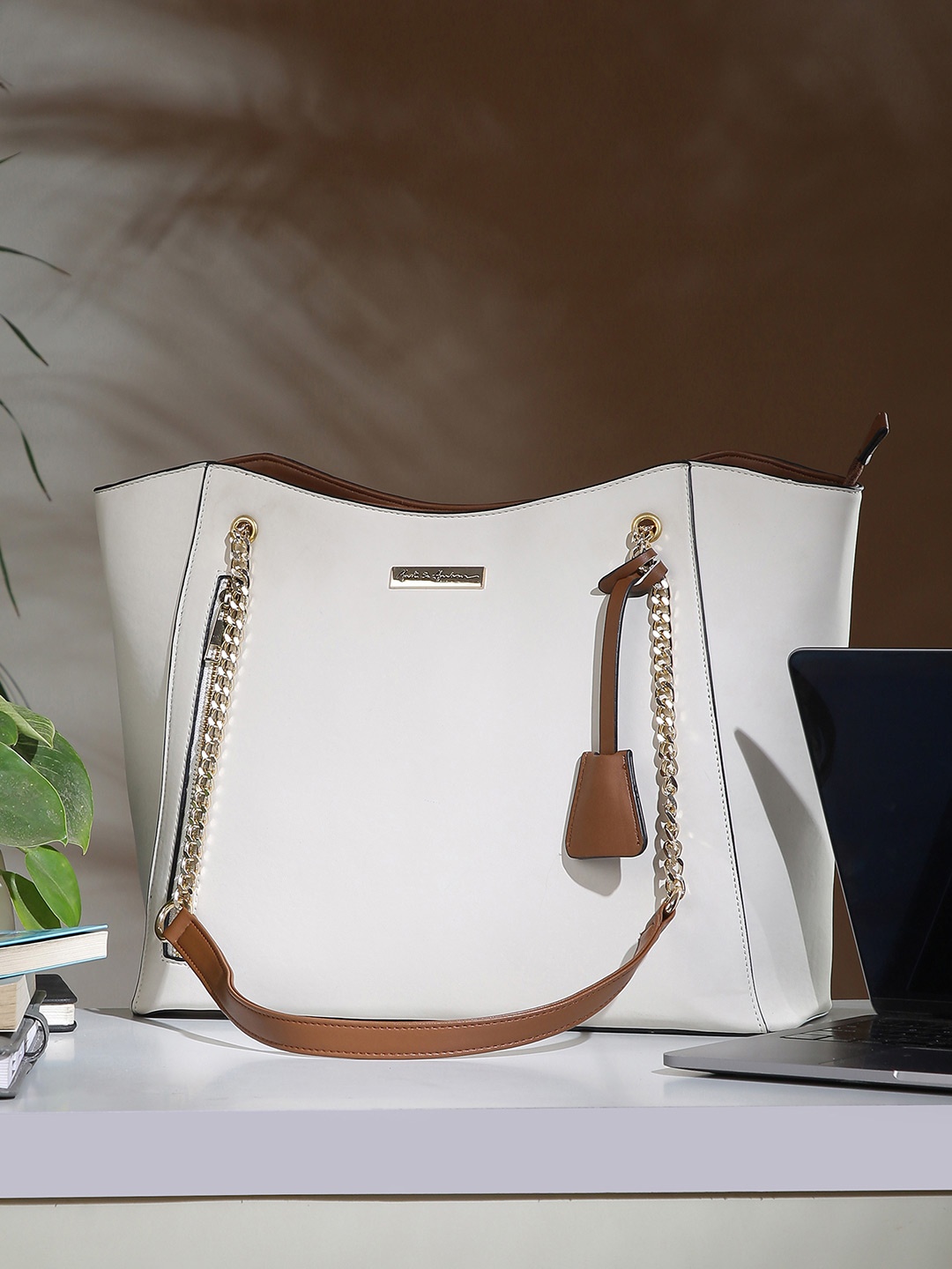 

Mast & Harbour Structured Tote Bag with Tasselled, White