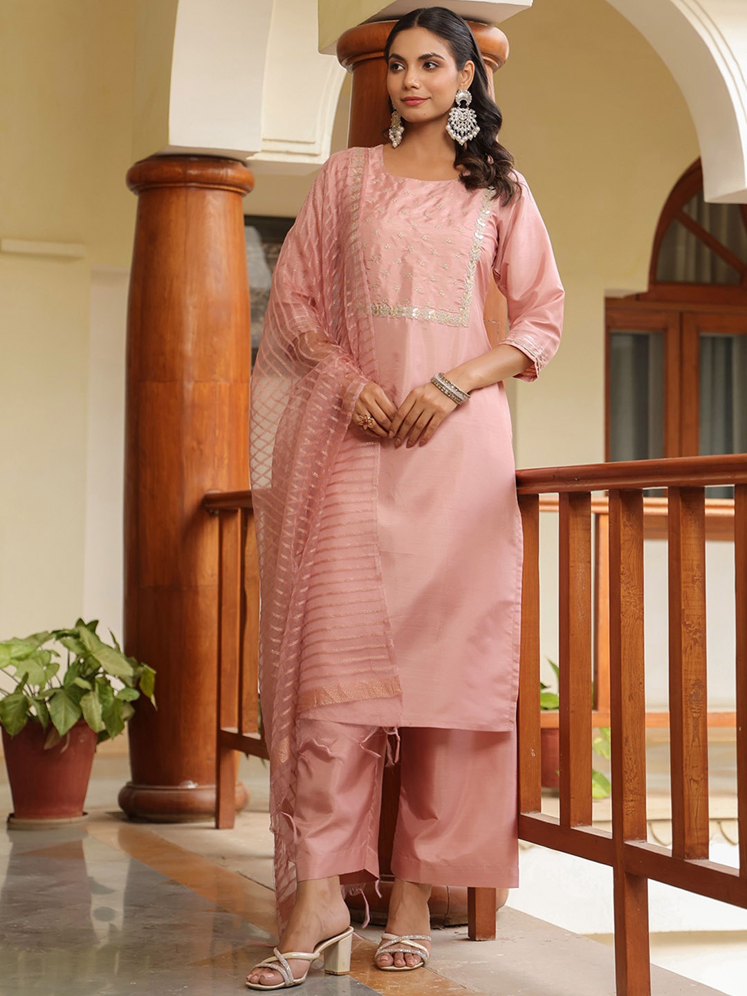 

AURIELLA Women Yoke Design Regular Patchwork Kurta with Palazzos & With Dupatta, Peach