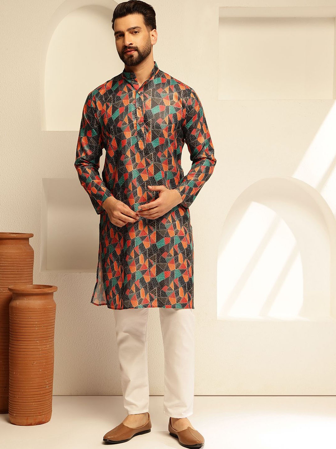 

SOJANYA Abstract Printed Cotton Straight Kurta, Black