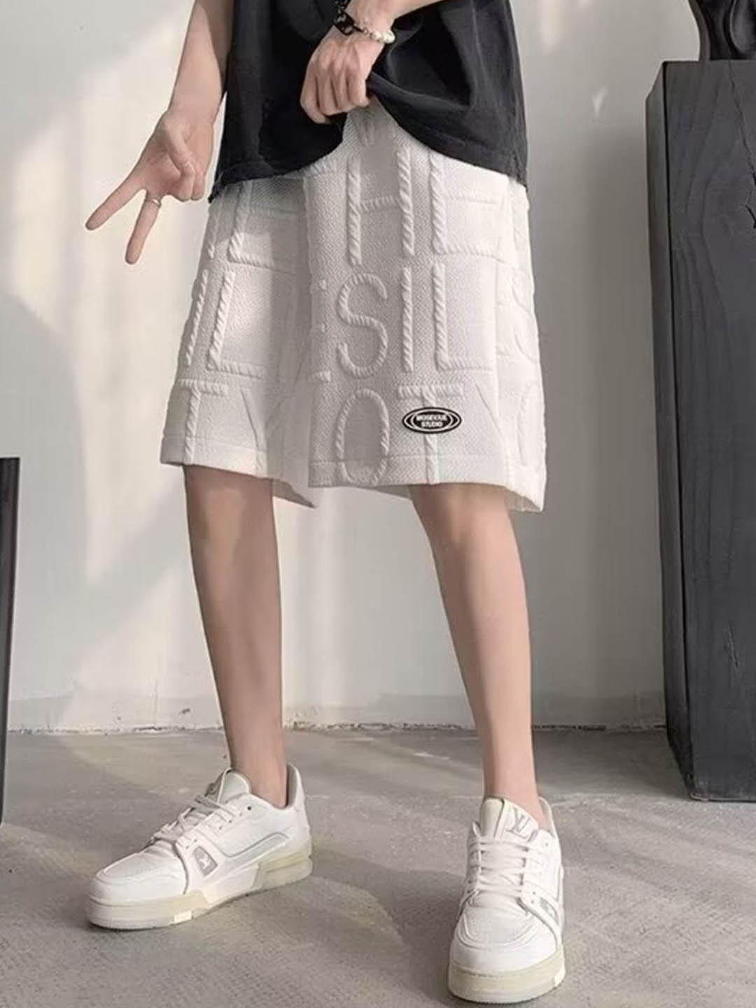 

HERE&NOW Men Loose Fit Shorts, White