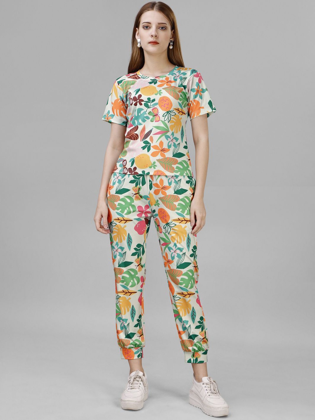 

Vegles Tropical Printed Round Neck T-Shirt With Joggers, Orange