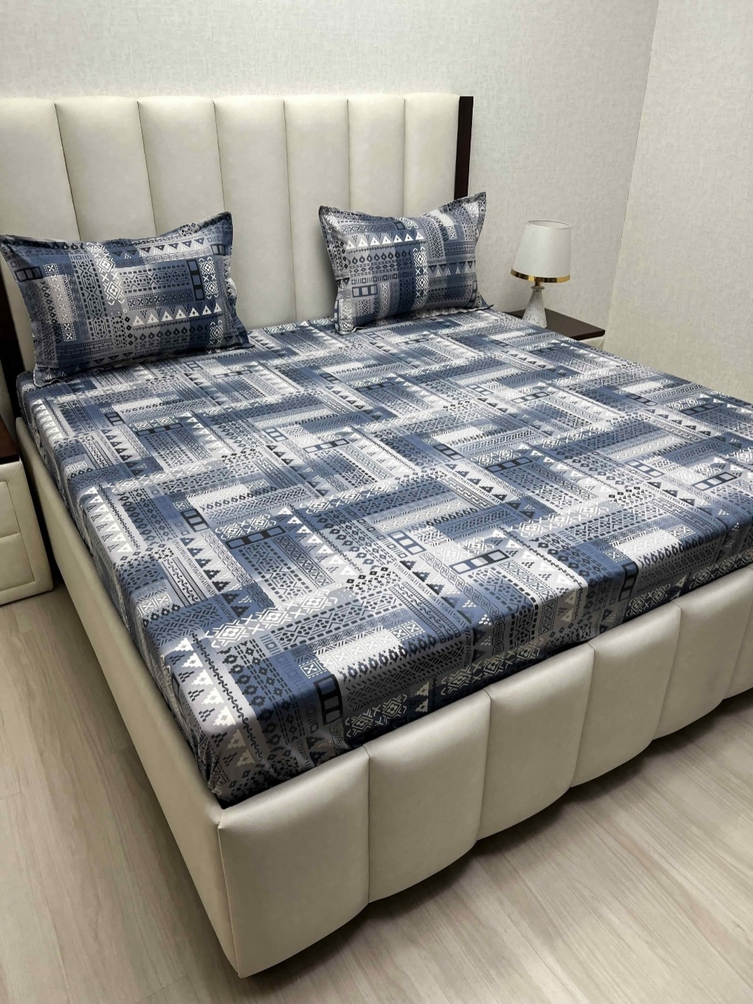 

Pure Decor Blue & Black Geometric 180 TC King Bedsheet with 2 Pillow Covers