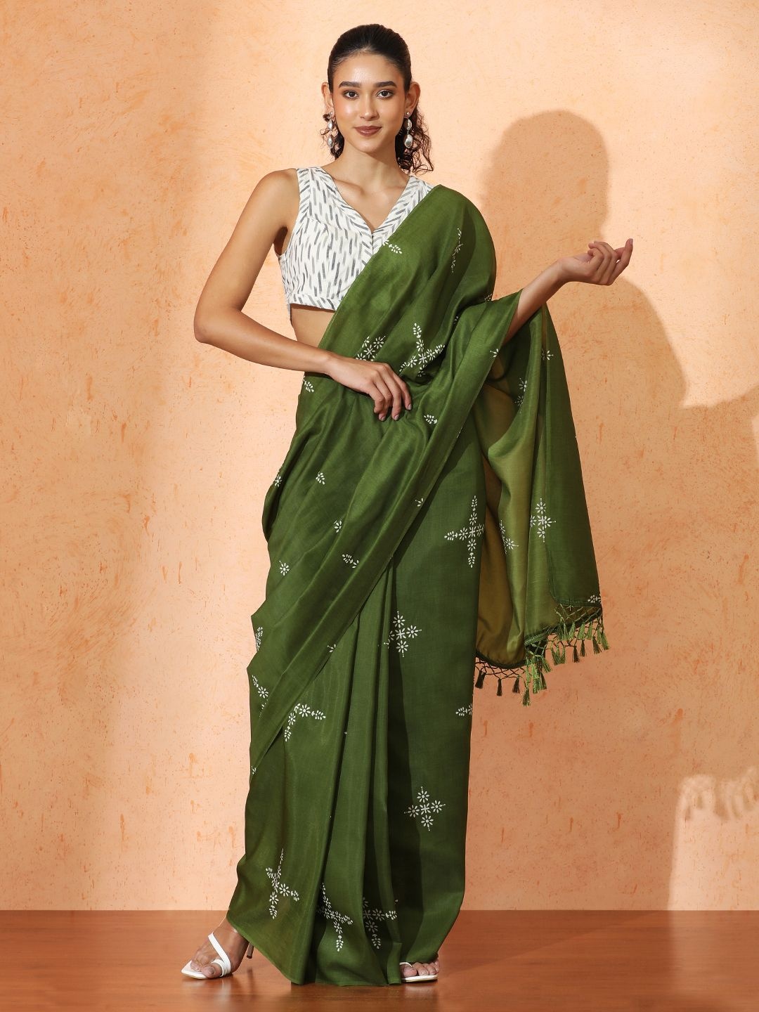 

Jaipur Kurti Floral Saree, Green