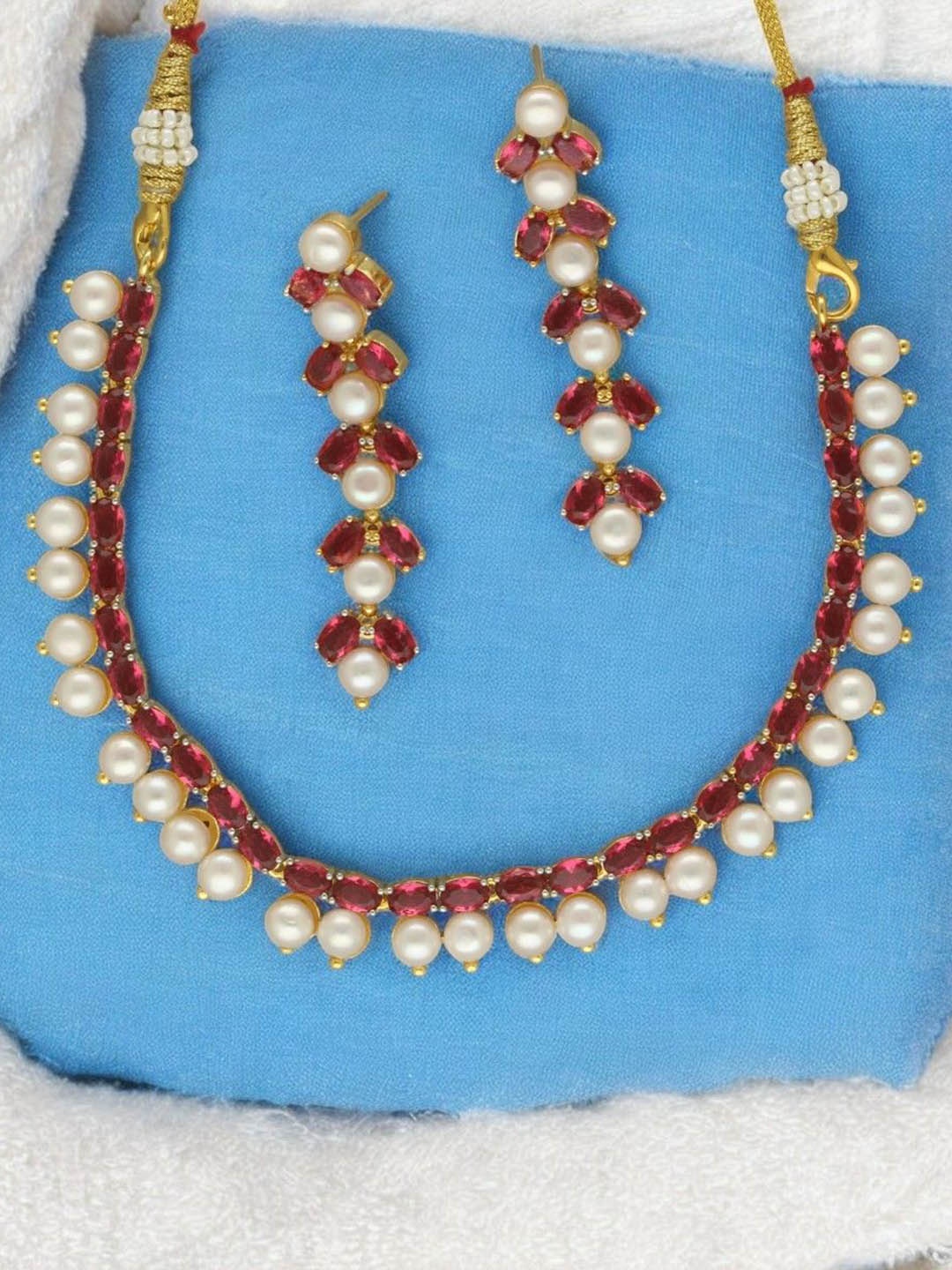 

Sri Jagdamba Pearls Dealer Stellar Gold-Plated Pearls Studded Jewellery Set