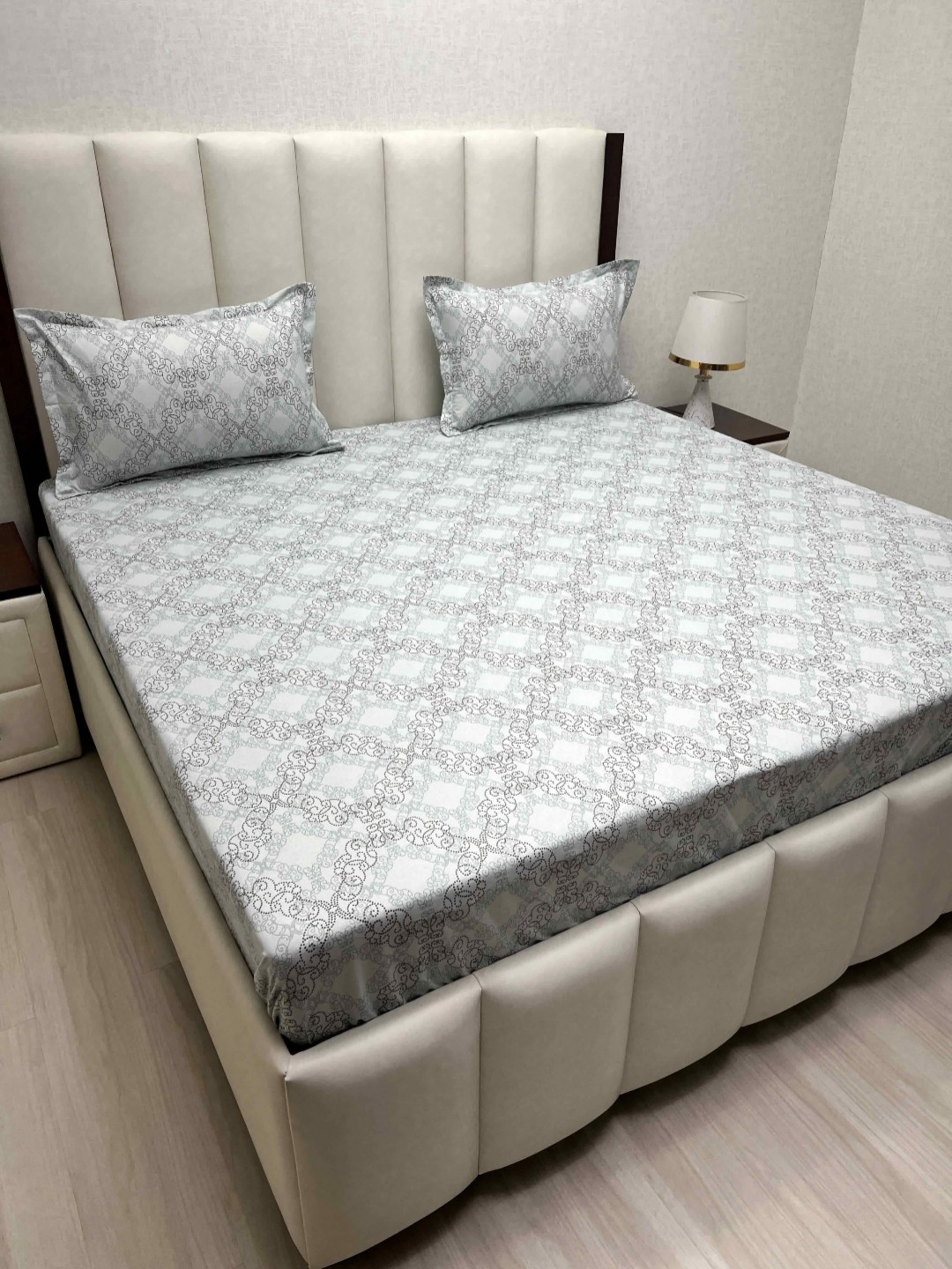 

Pure Decor Blue & Black Ethnic Motifs 180 TC King Bedsheet with 2 Pillow Covers