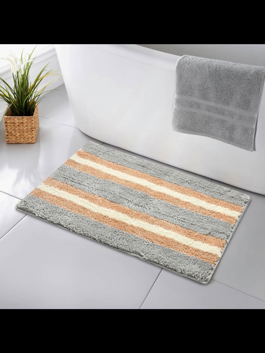 

MAA HOME CONCEPT Grey & Brown Printed Anti Skid Doormats, Silver