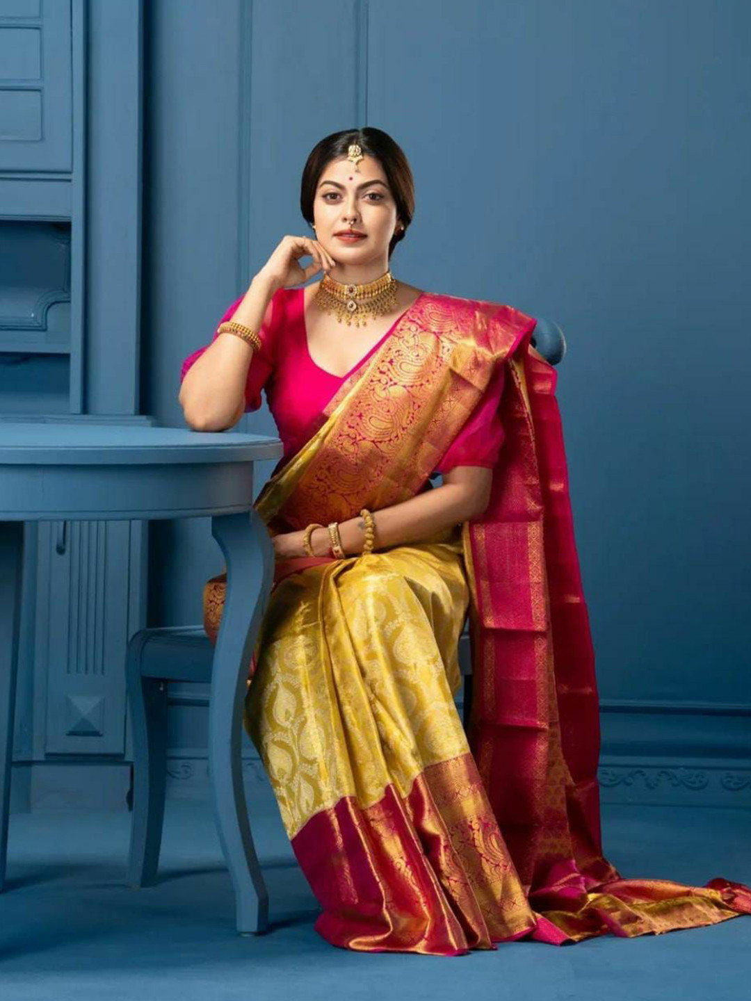

VILLE FASHION Woven Design Zari Art Silk Kanjeevaram Saree, Pink