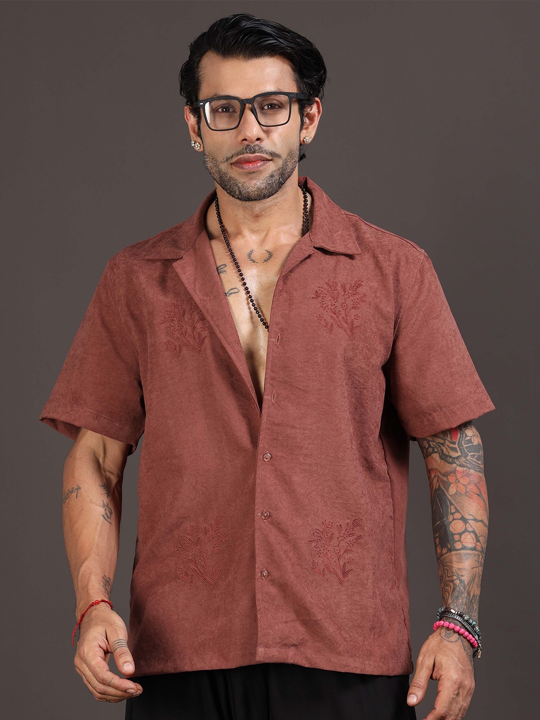 

Italian Colony Men Original Opaque Casual Shirt, Maroon