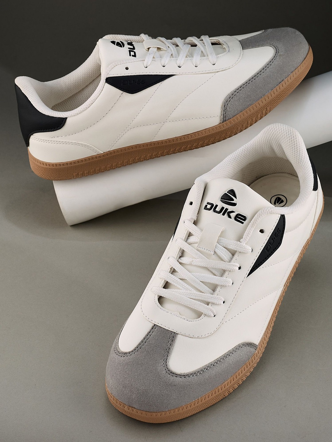 

Duke Men Sneakers, White