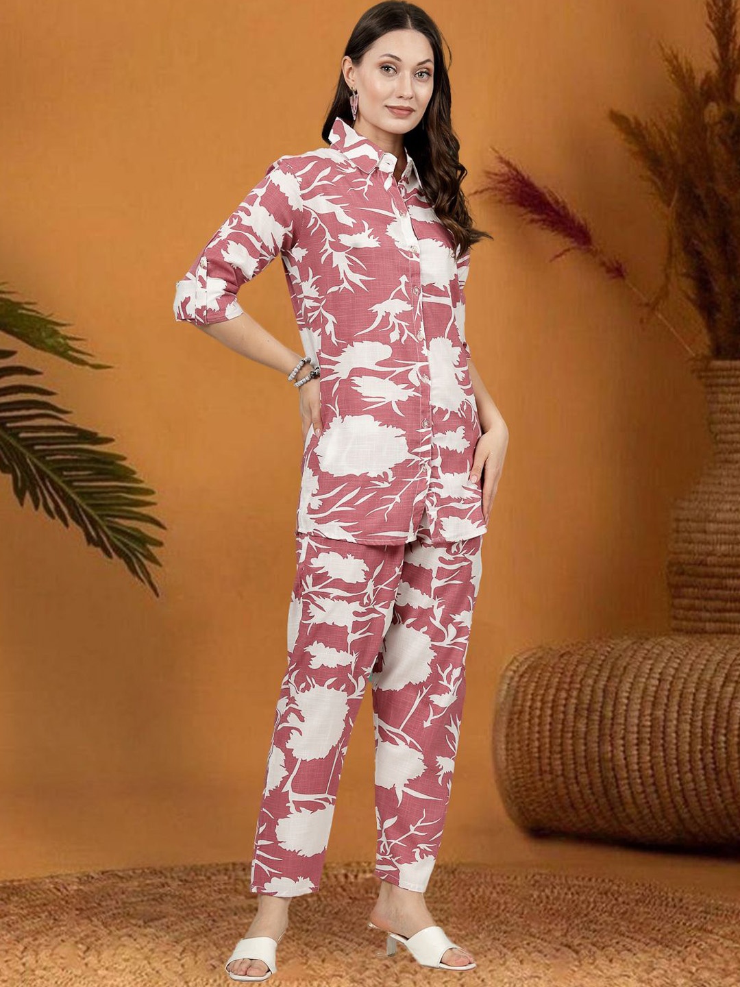 

all about you Abstract Printed Shirt Collar Shirt With Trousers, Peach
