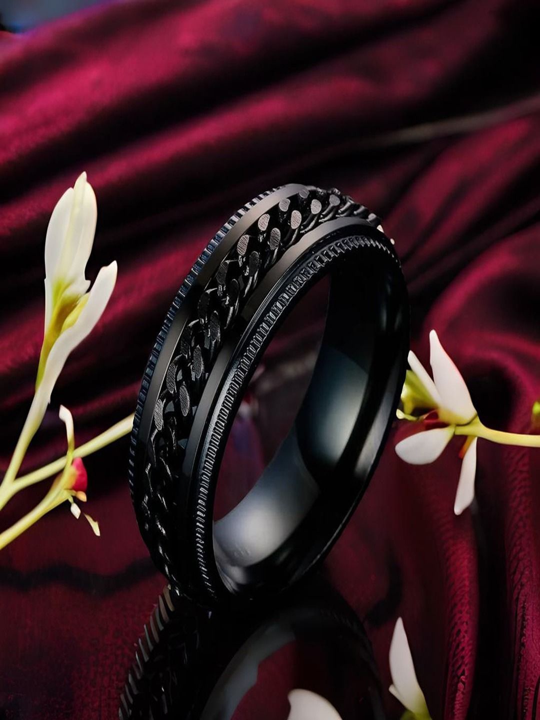 

The Roadster Lifestyle Co Men Rhodium Plated Spinner Design Finger Ring, Black