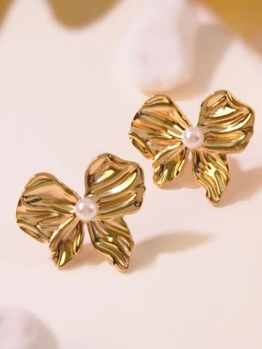 

KRYSTALZ Stainless Steel Gold-Plated Contemporary Shaped Studs