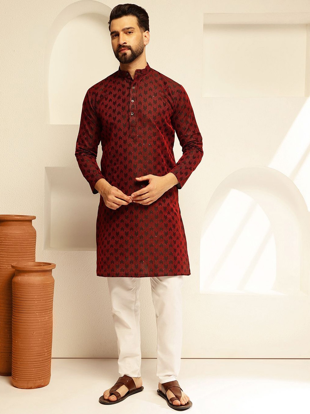 

SOJANYA Geometric Embroidered Sequinned Straight Kurta, Red