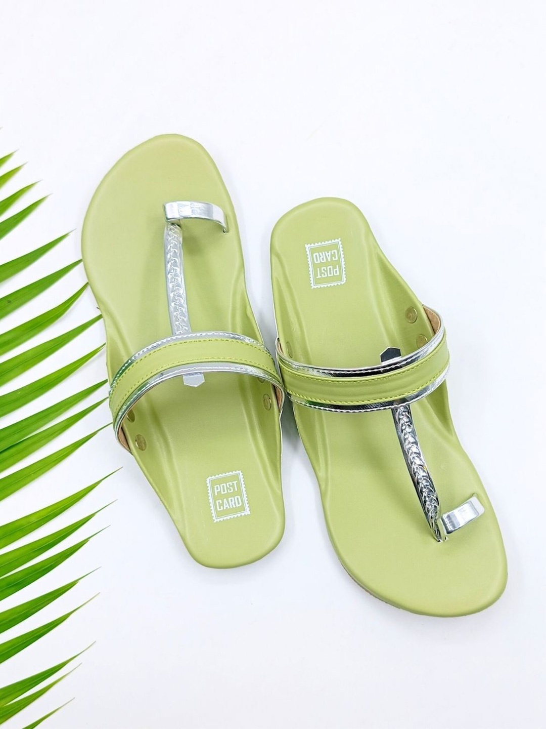 

POSTCARD Women Printed One Toe Flats, Green