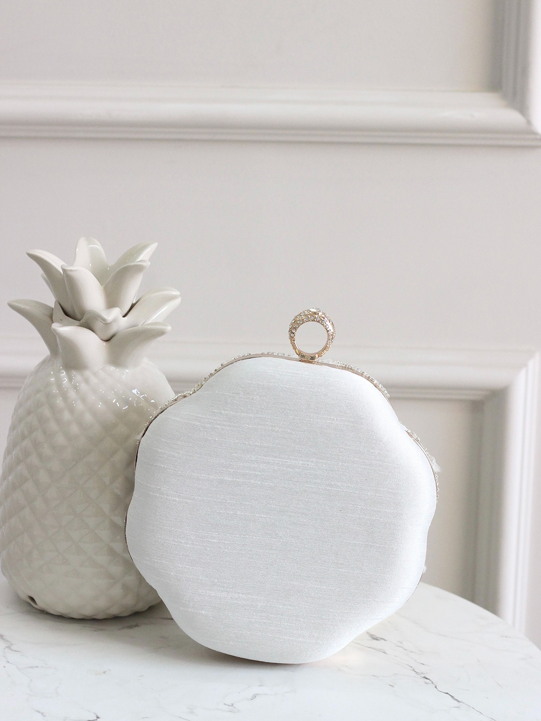 

BOXWISH BY BHUMIKA Embellished Bucket Clutch with Tasselled, White