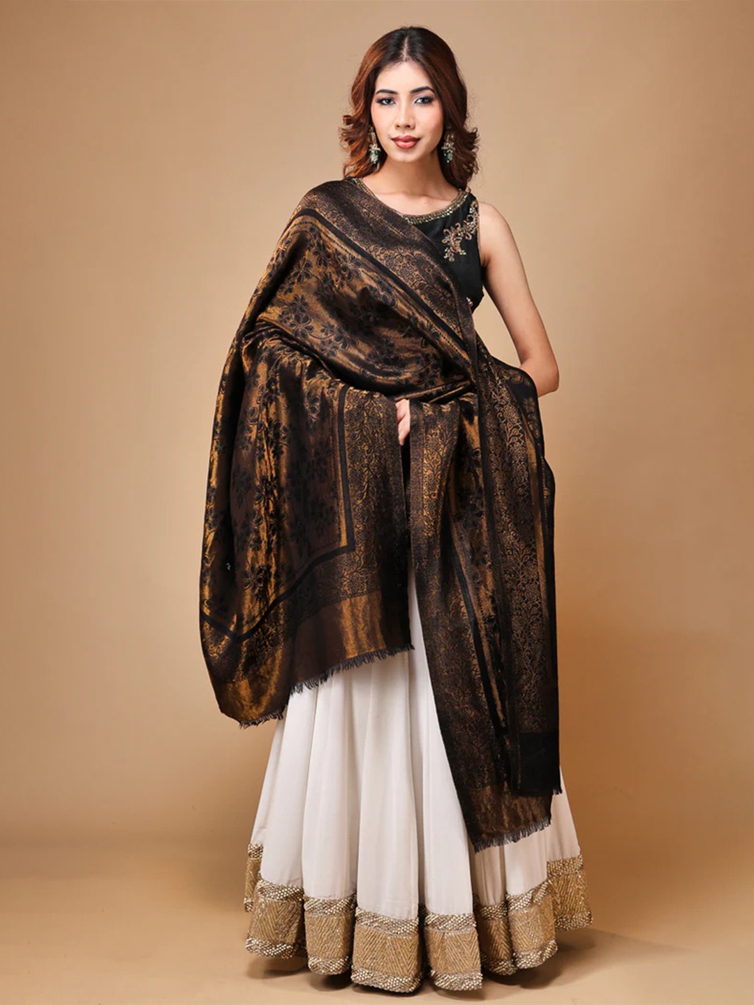 

THE SHAWL STUDIO Floral Printed Reversible Woolen Shawl, Black