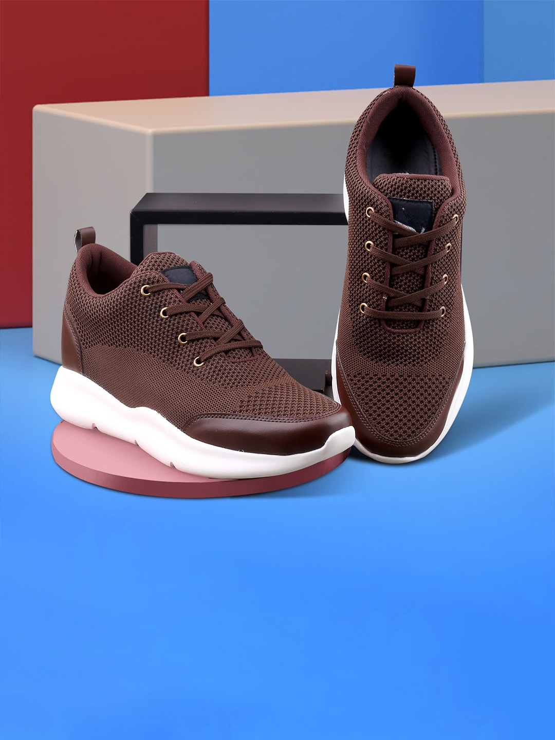 

riffway Men Colourblocked Sneakers, Brown