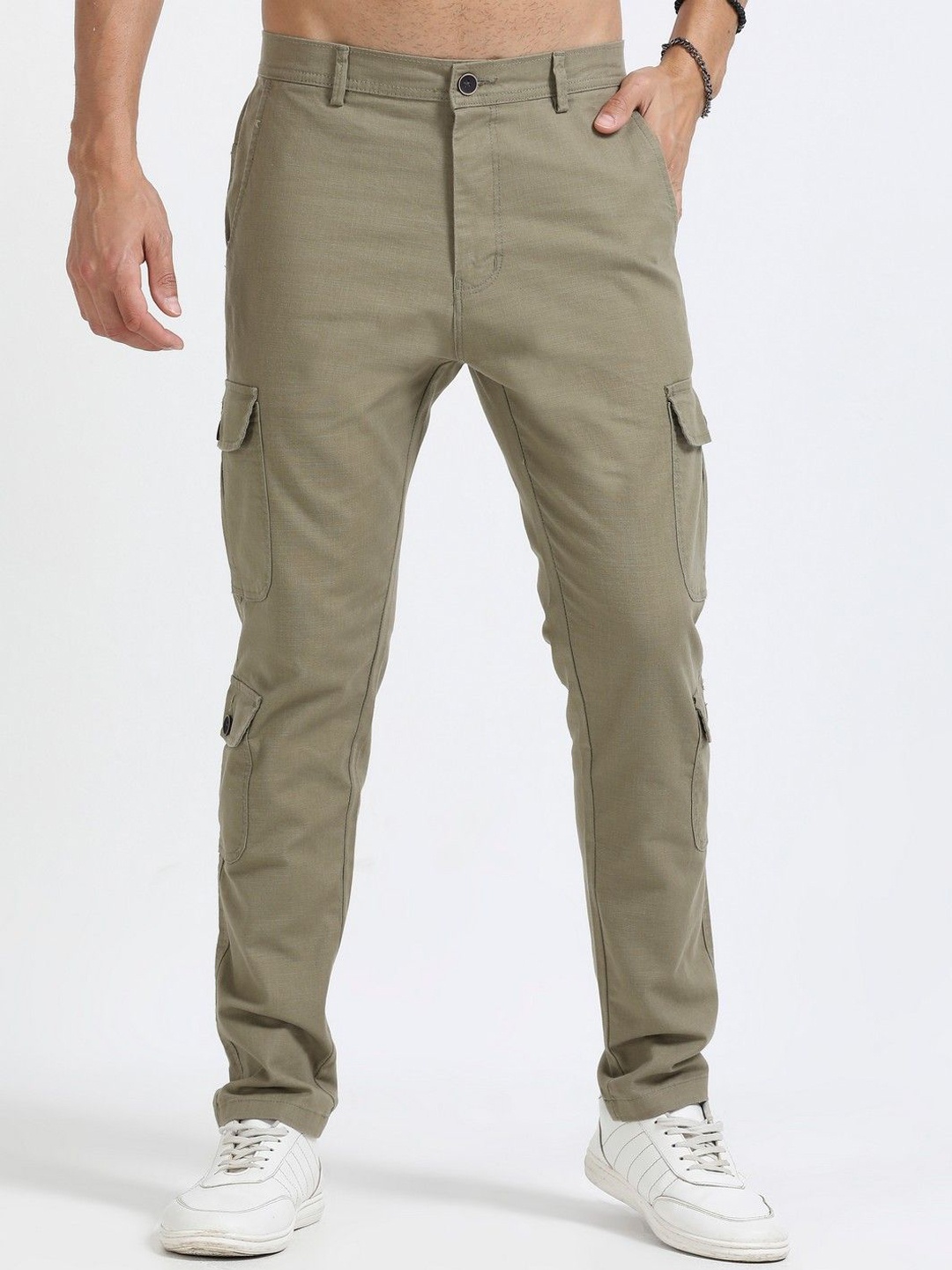 

THE BEETEL HOUSE Men Relaxed Lazy Linen Utility Cargo Trousers, Olive