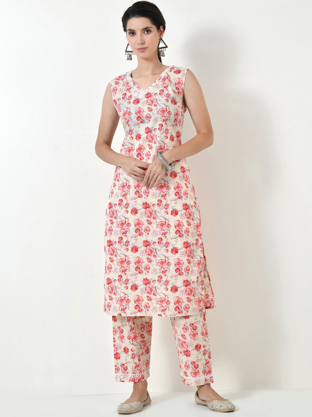 

LIBOZA Women Floral Printed Regular Pure Cotton Kurta with Trousers, Yellow