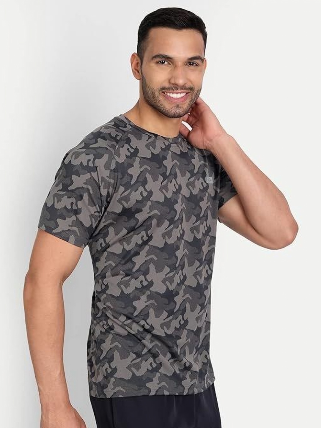 

PERF Men T-shirt, Grey