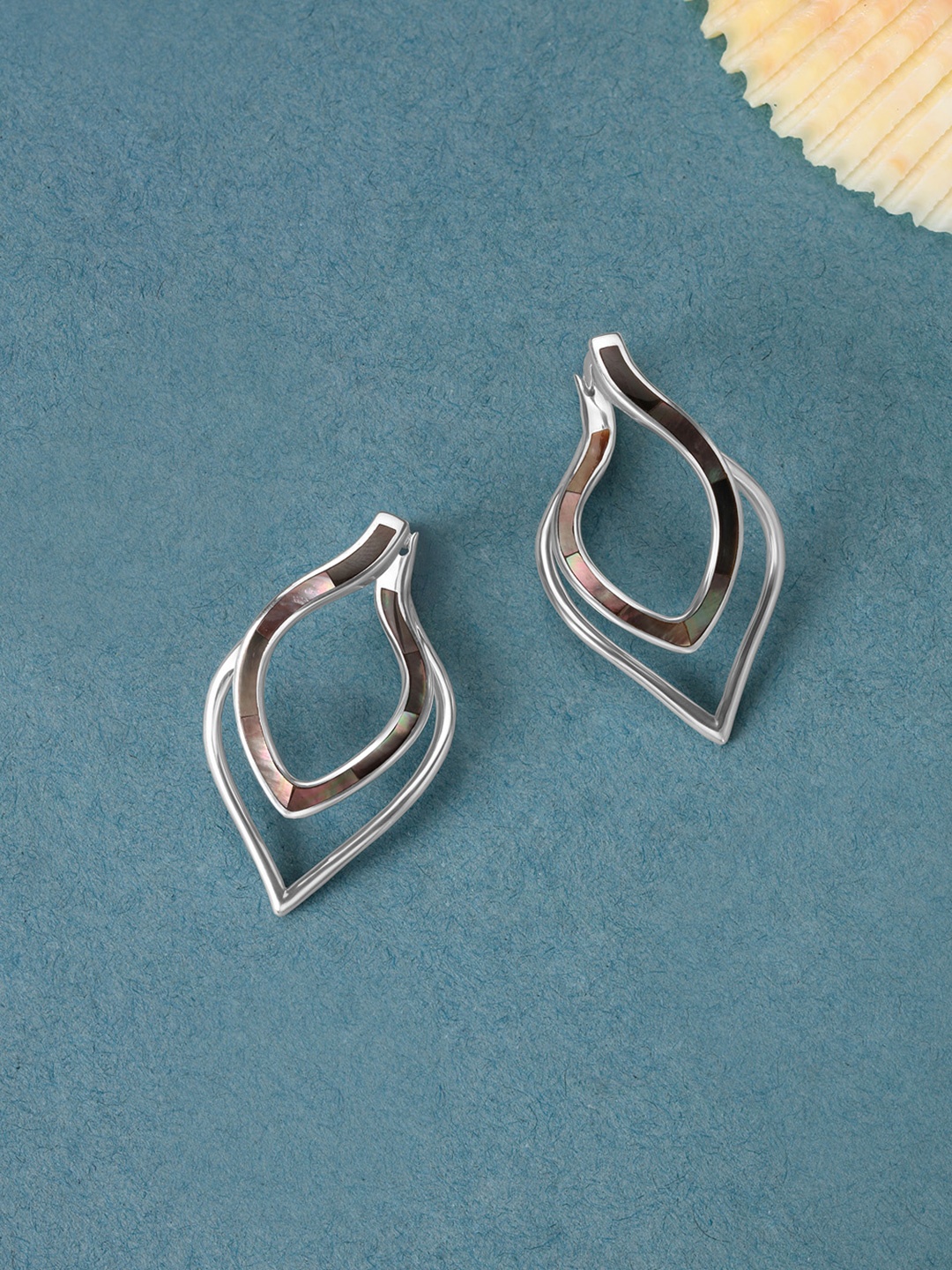 

Mia by Tanishq Mother Of Pearls Studded Geometric Shaped Hoop Earring, Silver