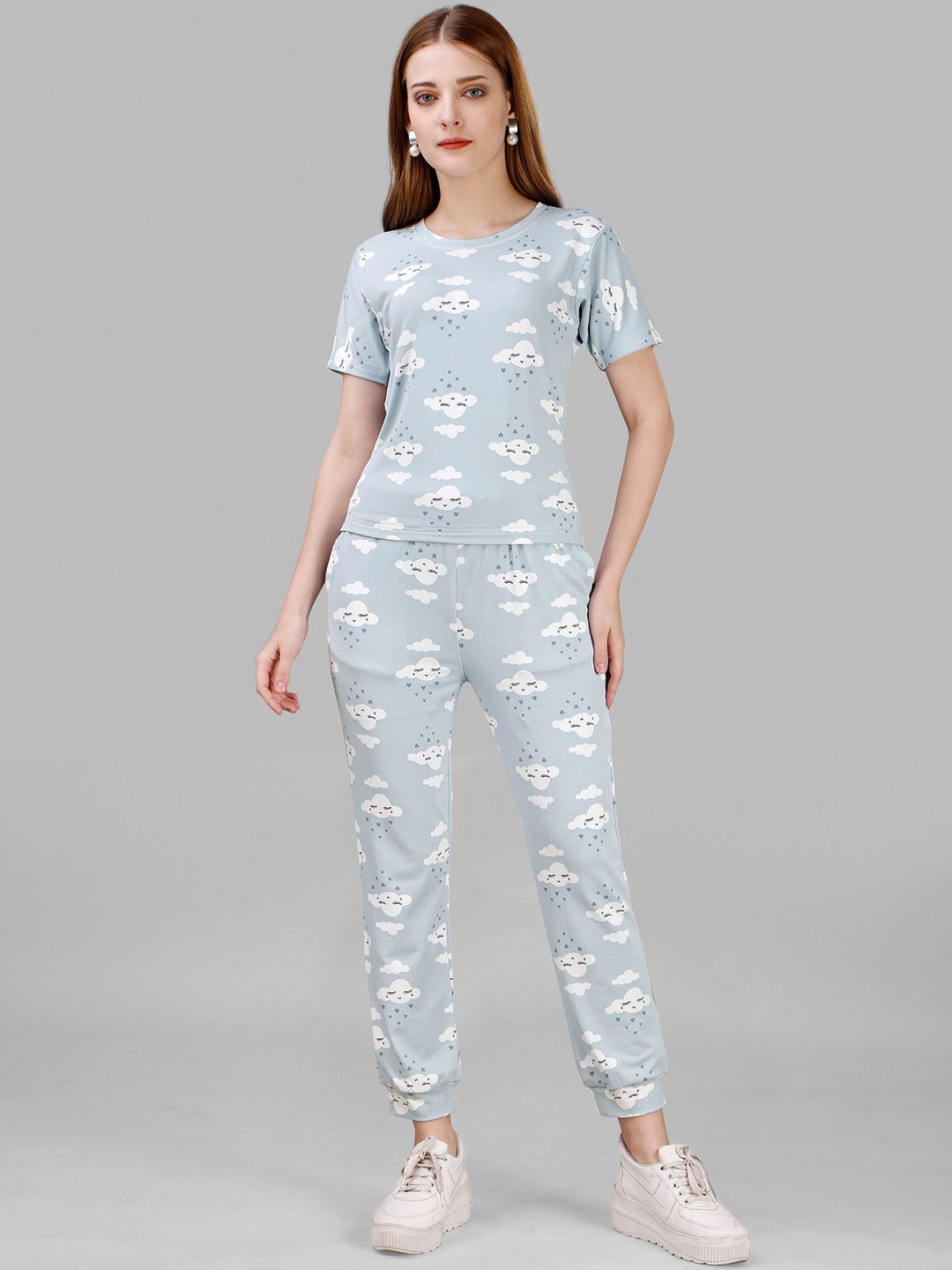

Vegles Clouds Printed Round Neck T-Shirt With Joggers, Grey