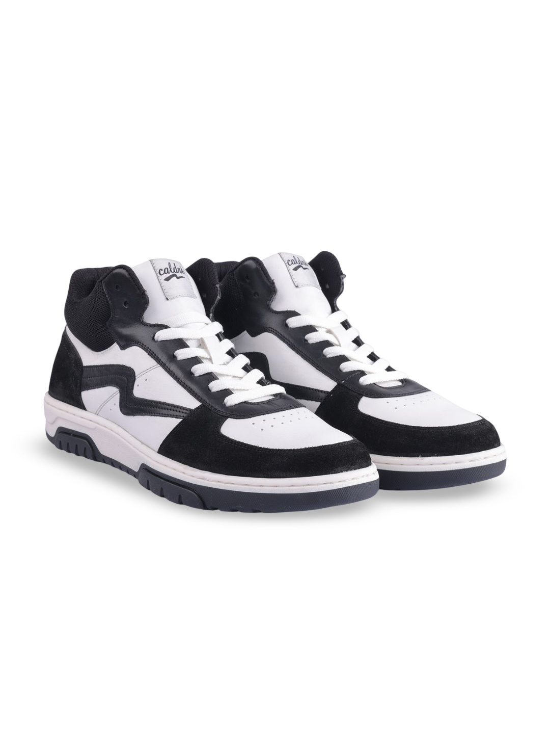 

Caldri Men Leather Sneakers, Black