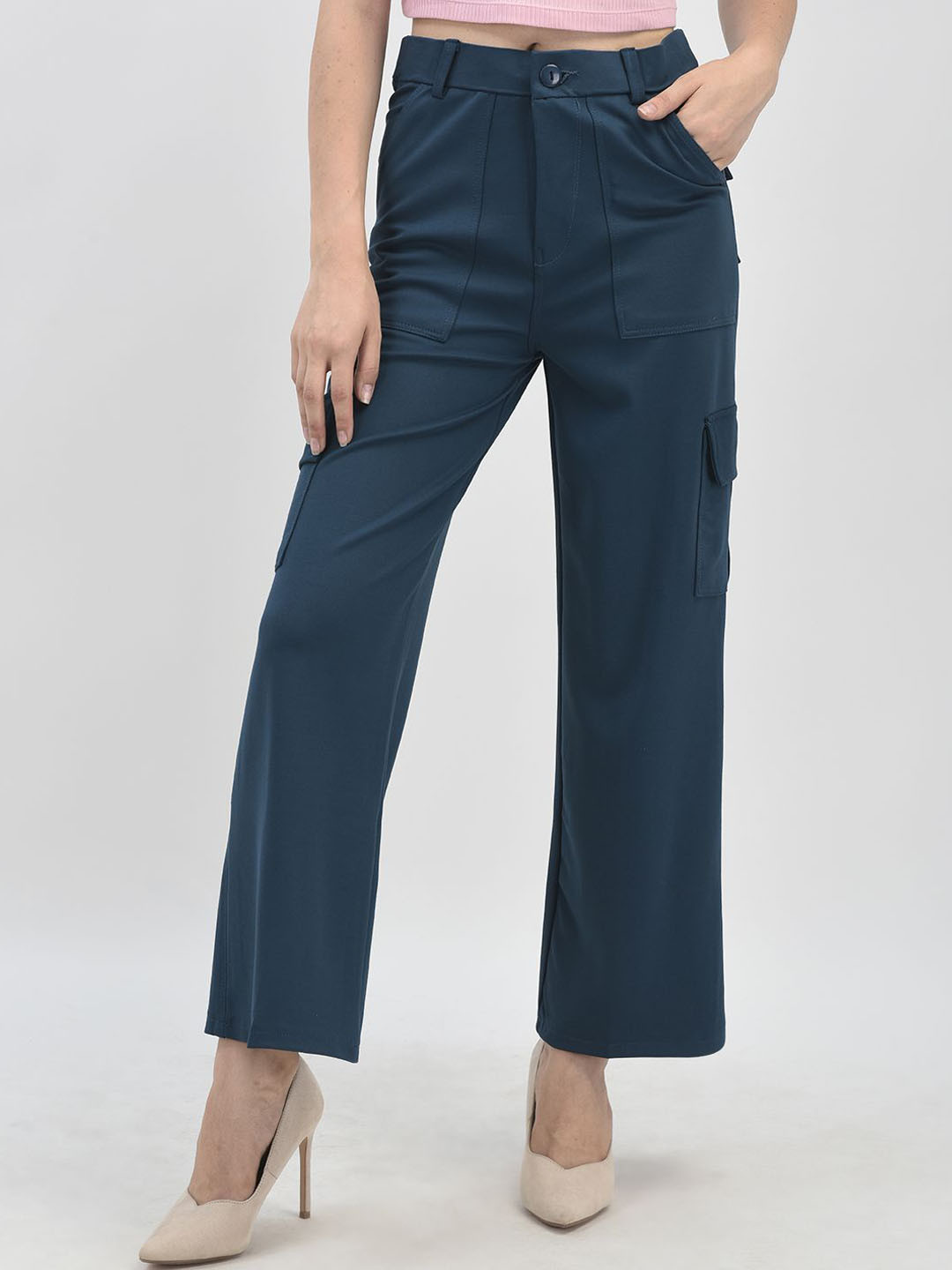 

Chemistry Women Relaxed Straight Leg High-Rise Cargos Trousers, Blue