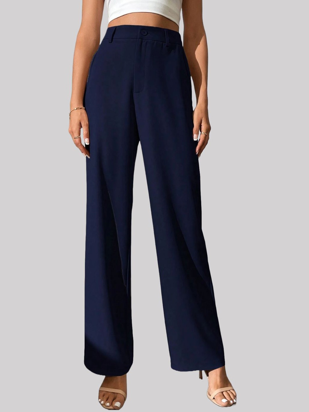 

Chemistry Women Custom Flared High-Rise Trousers, Navy blue