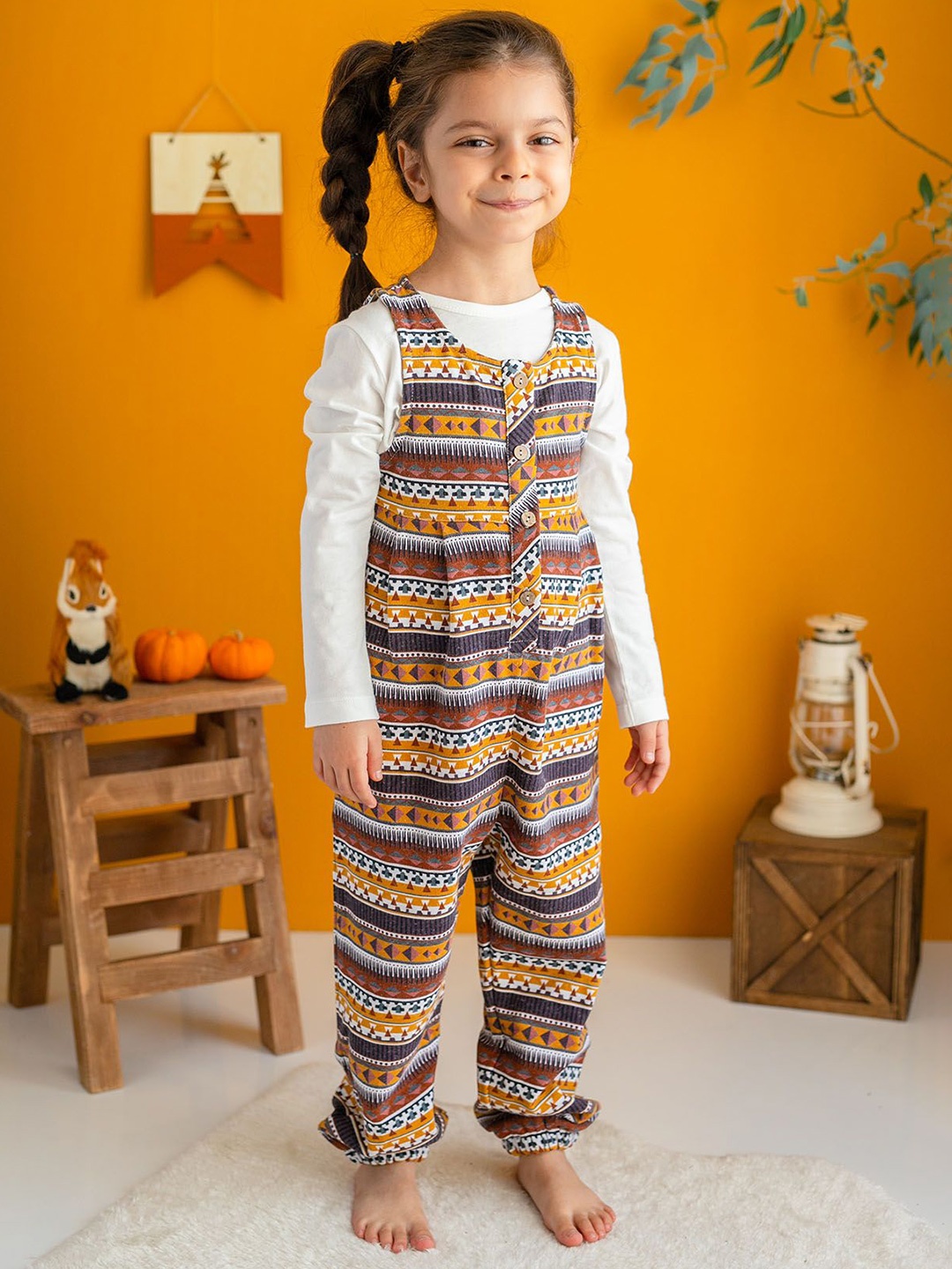 

YK Girls Printed Pure Cotton Dungaree With T-Shirt, Brown