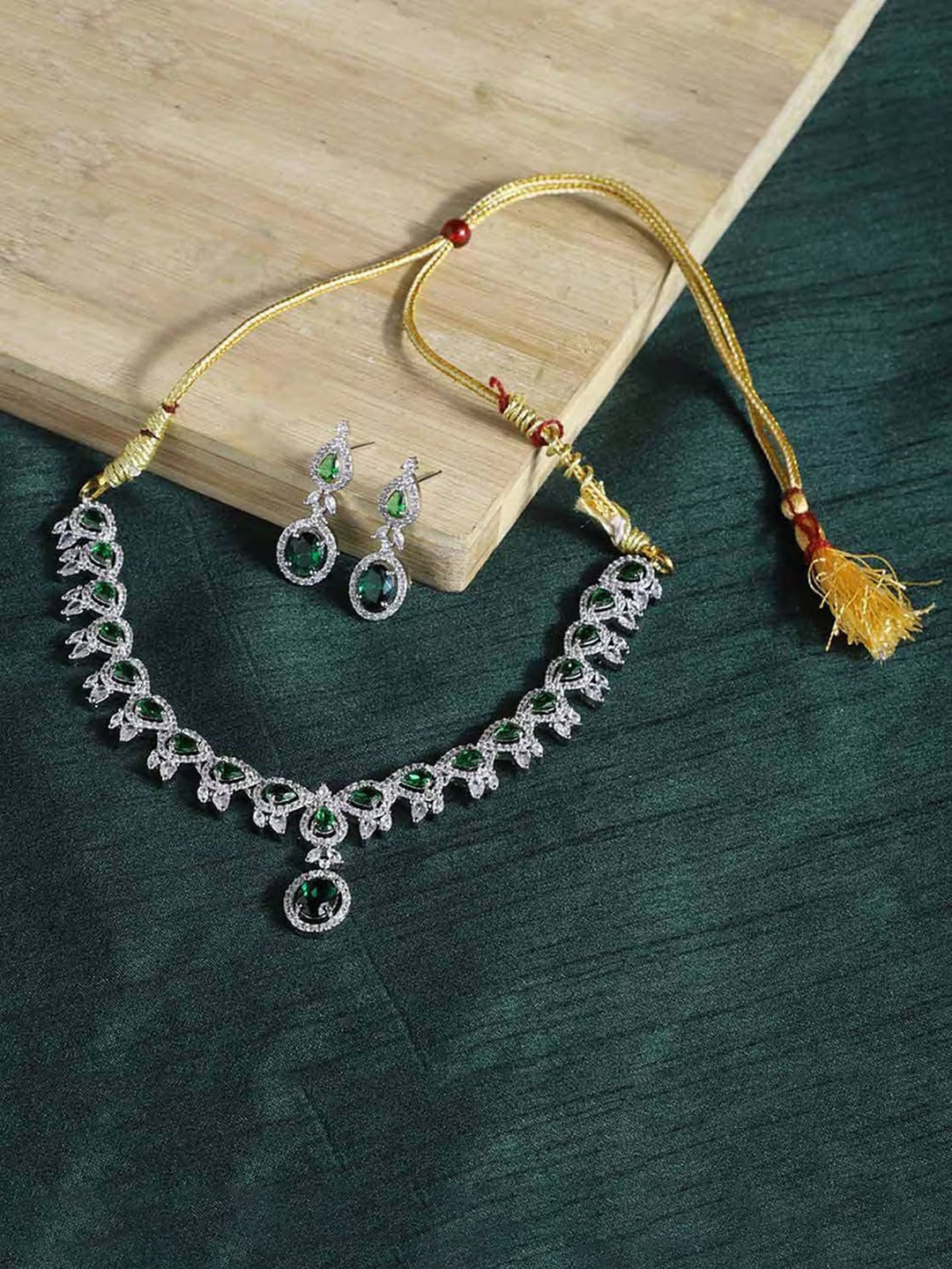 

ROFARWORD Silver-Plated Artificial Stones Studded Traditional Jewellery Set
