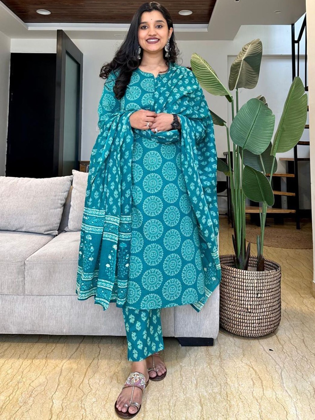 

all about you Women Floral Printed Regular Kurta with Trousers & With Dupatta, Blue